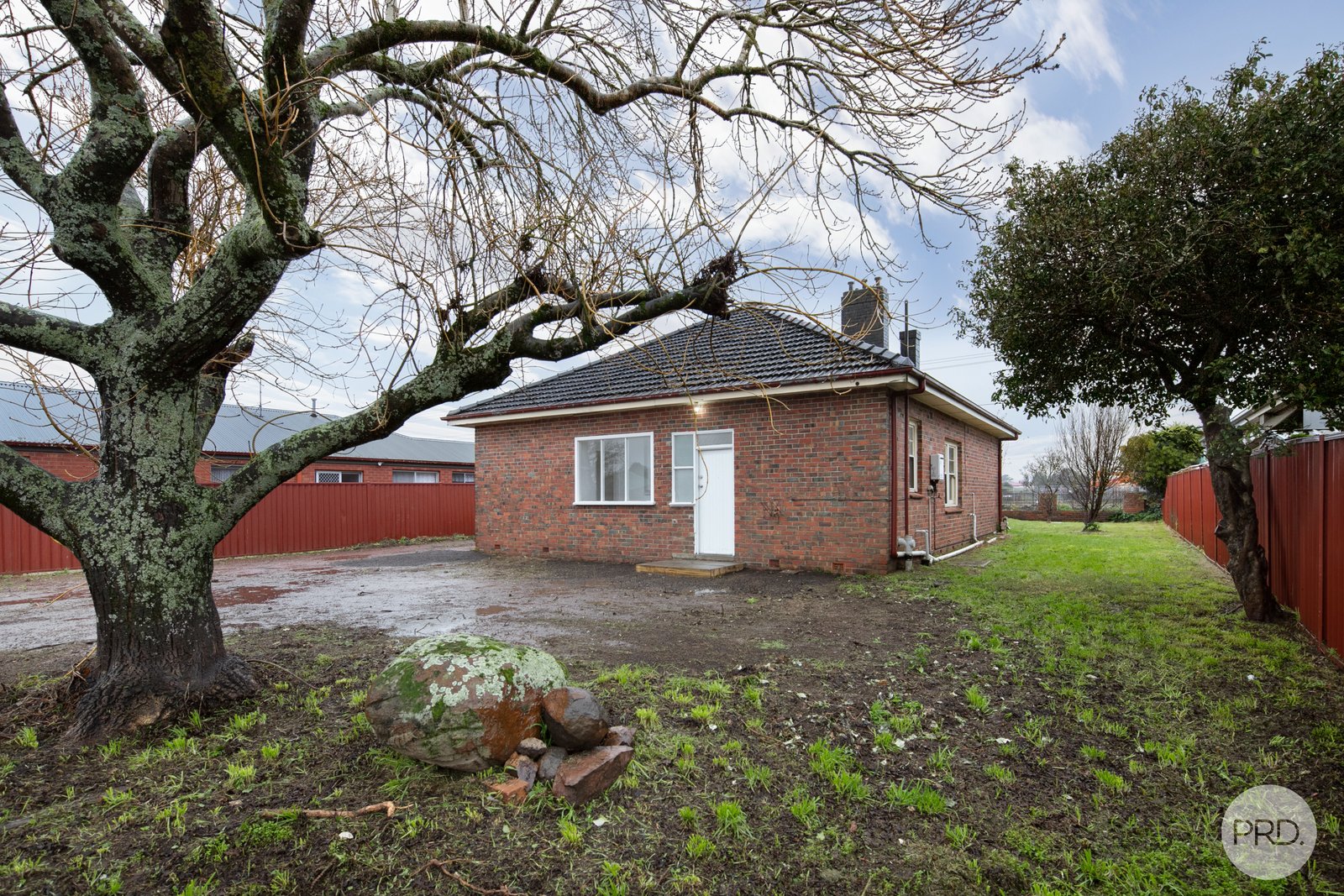 76 Grant Street SEBASTOPOL 14