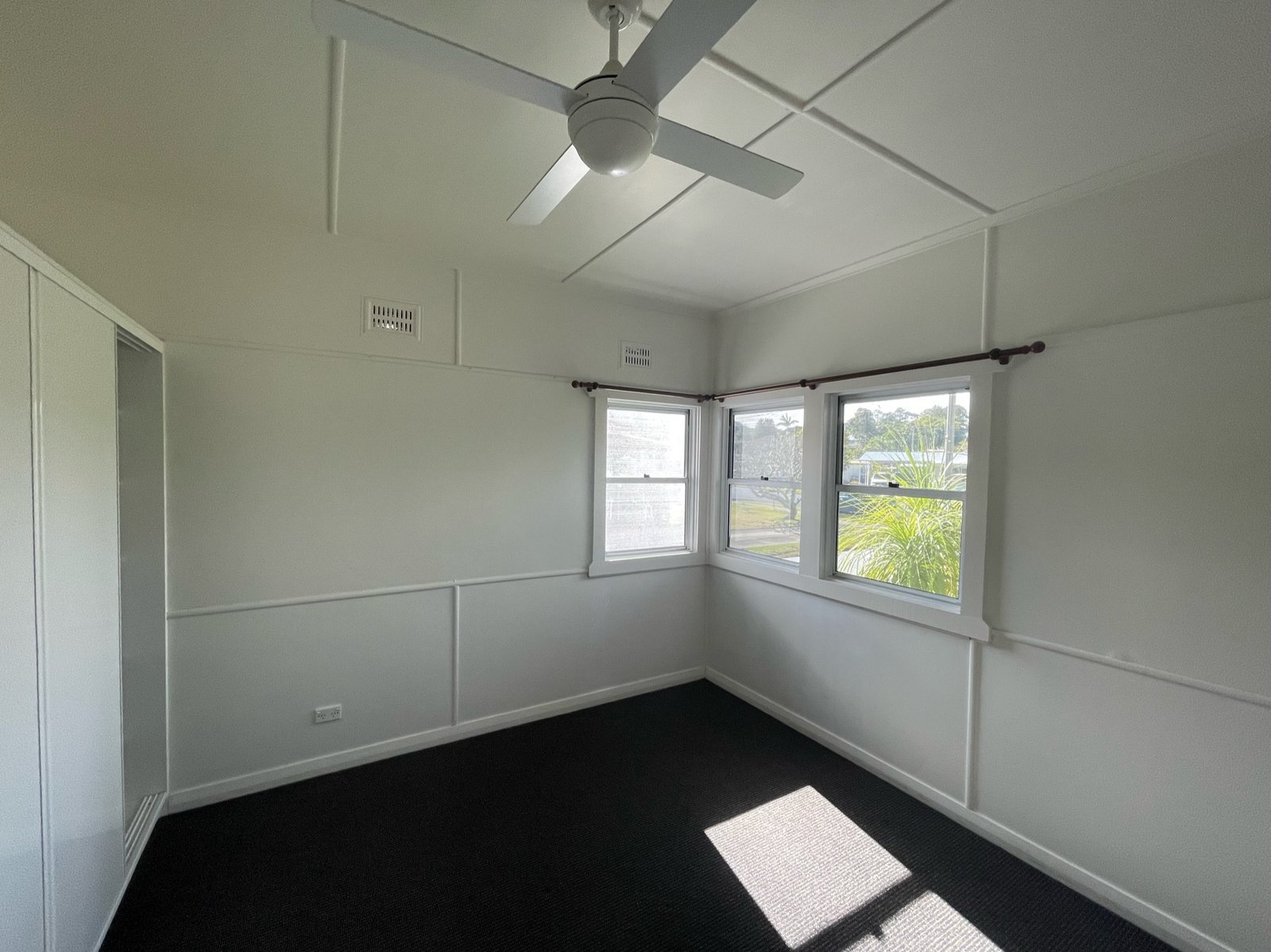 76 Gundagai Street COFFS HARBOUR 7