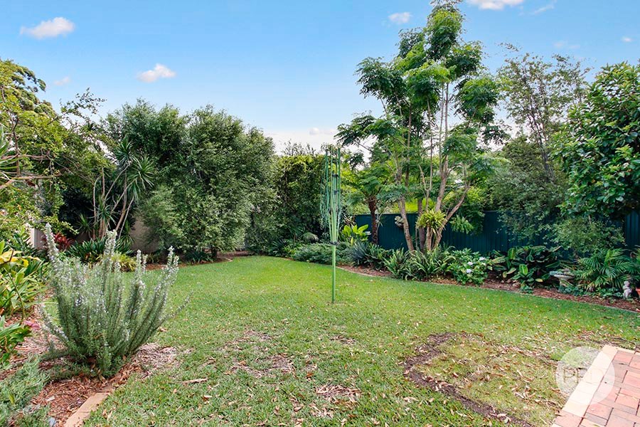 76 Gungah Bay Road OATLEY 13