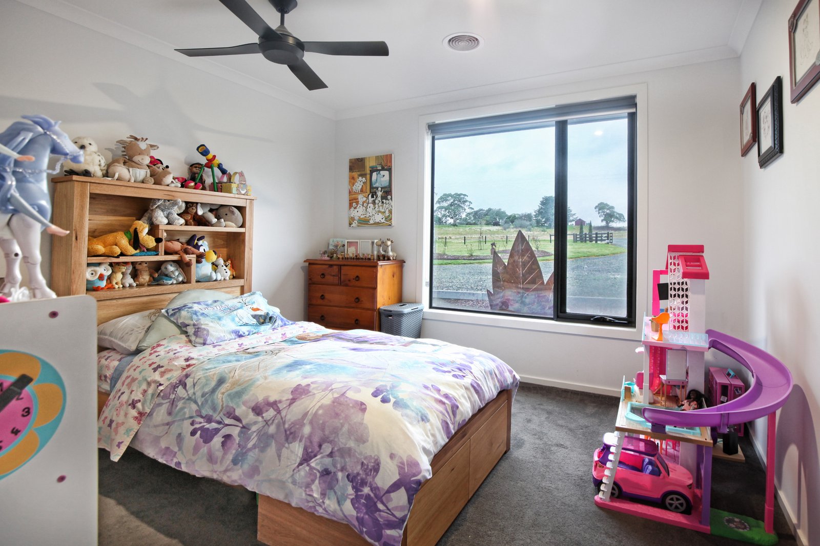 Real Estate and Property in 76 Harts Lane, Kyneton, VIC