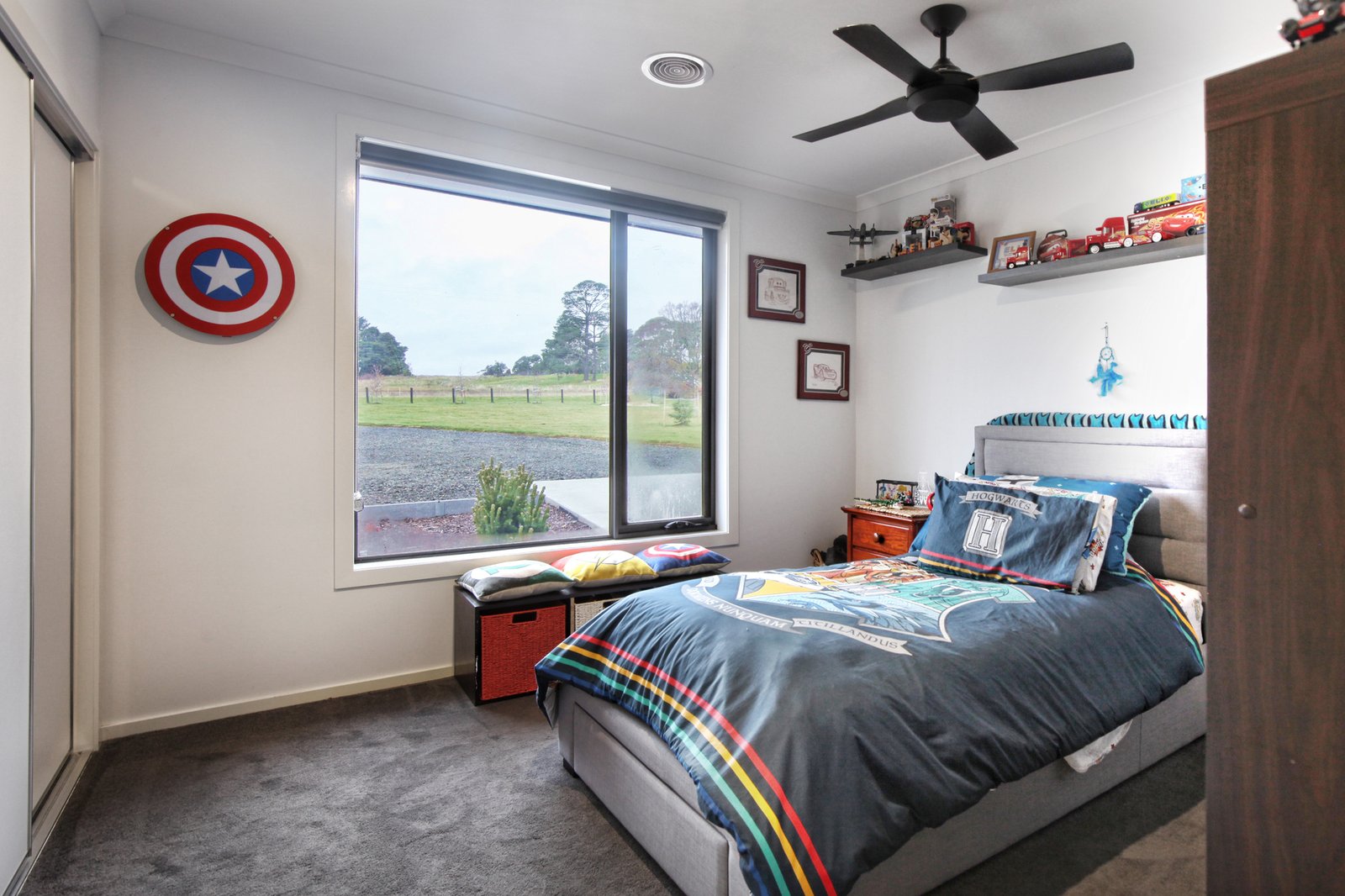 Real Estate and Property in 76 Harts Lane, Kyneton, VIC