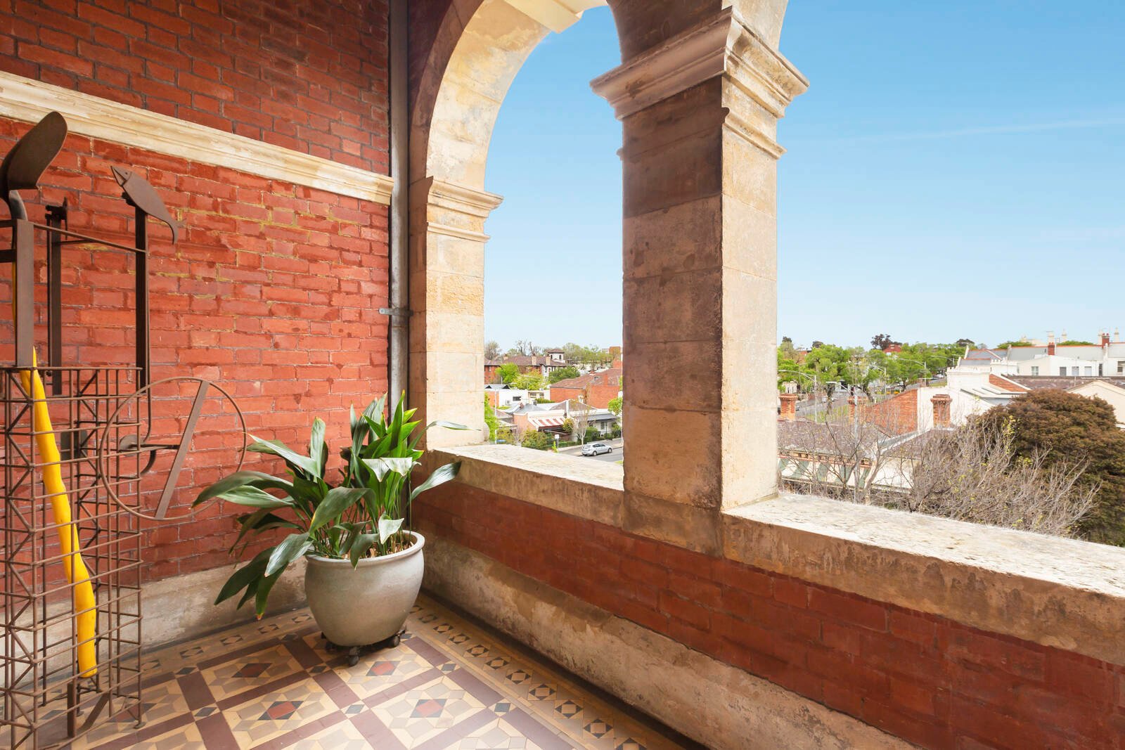 Real Estate and Property in 76 Hotham Street, East Melbourne, VIC