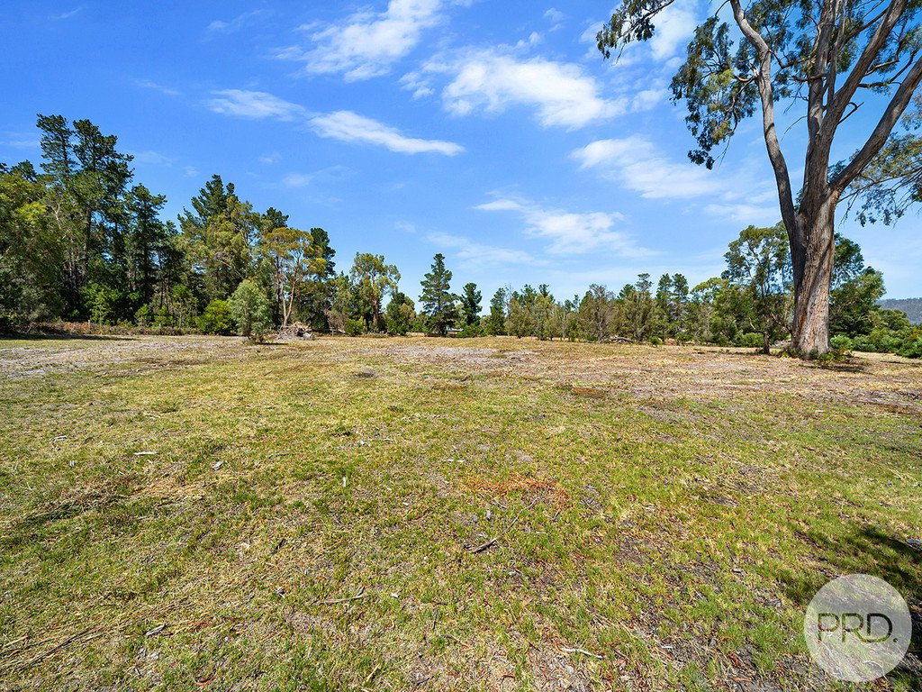 76 International Close ACTON PARK 2