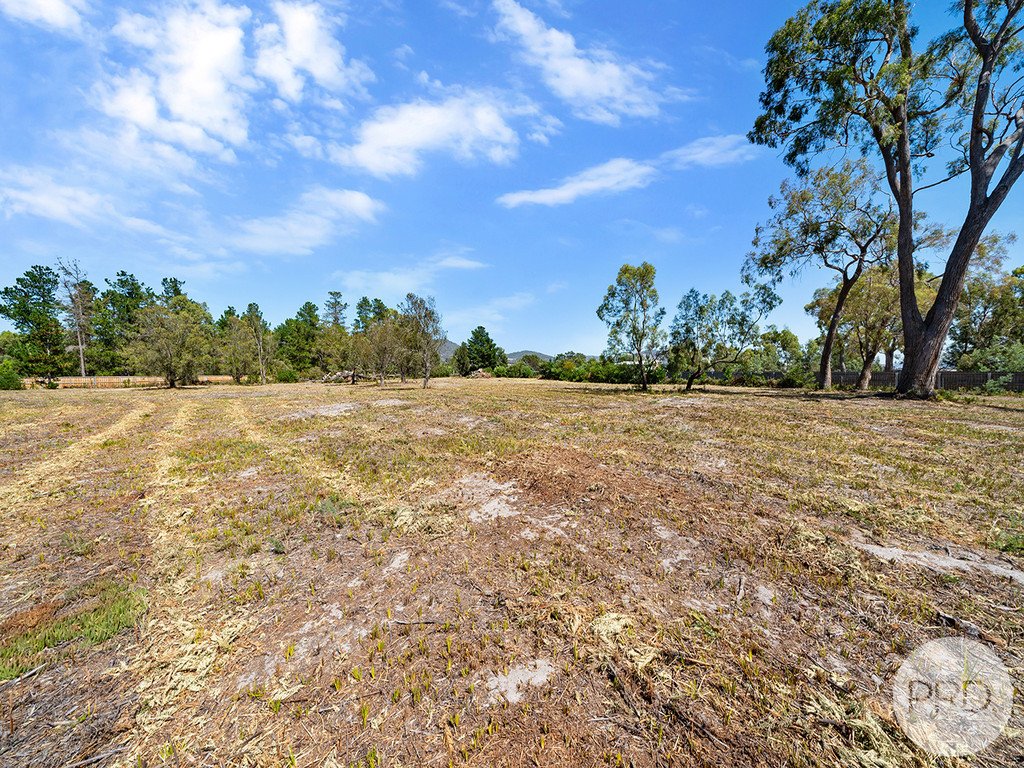 76 International Close ACTON PARK 5