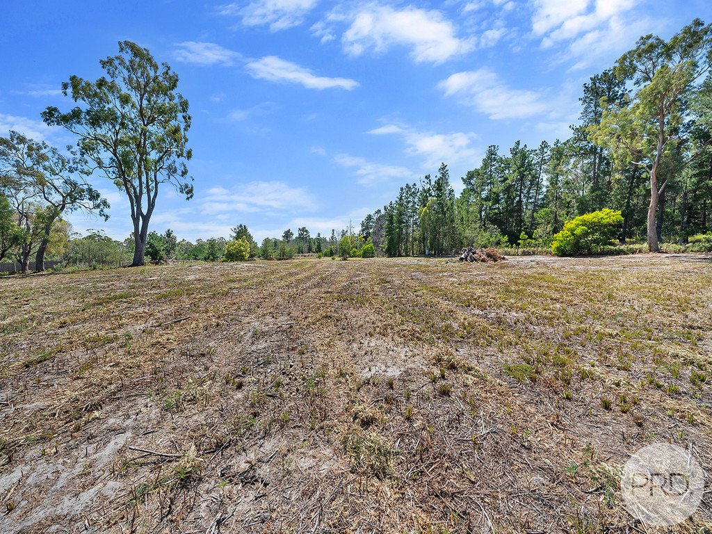 76 International Close ACTON PARK 8