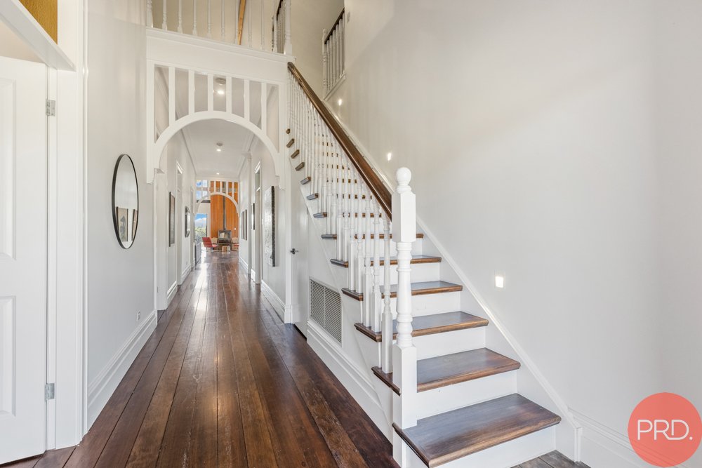 76 James Lane BISHOPS BRIDGE 2