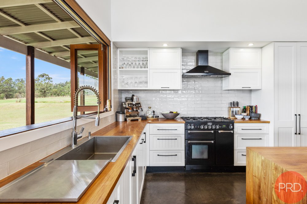 76 James Lane BISHOPS BRIDGE 5