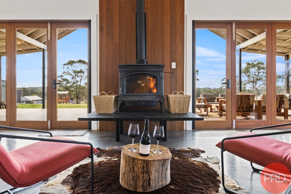 76 James Lane BISHOPS BRIDGE 8