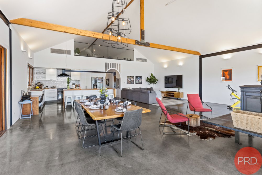 76 James Lane BISHOPS BRIDGE 10