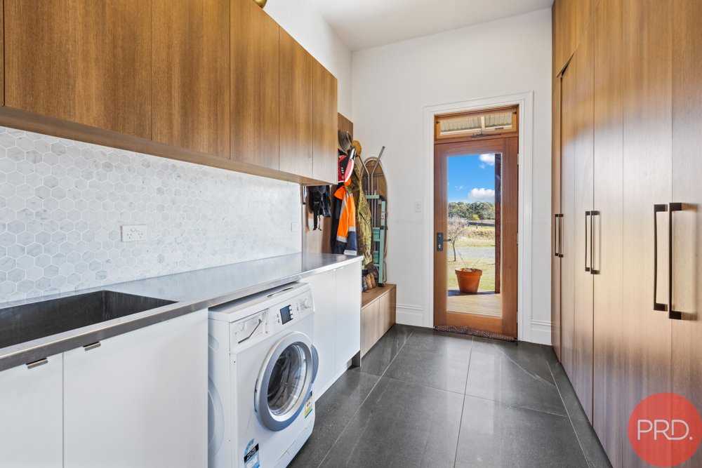 76 James Lane BISHOPS BRIDGE 24