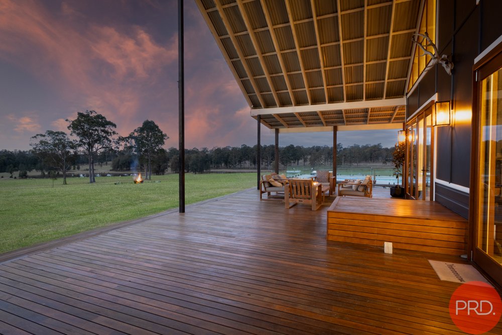 76 James Lane BISHOPS BRIDGE 26