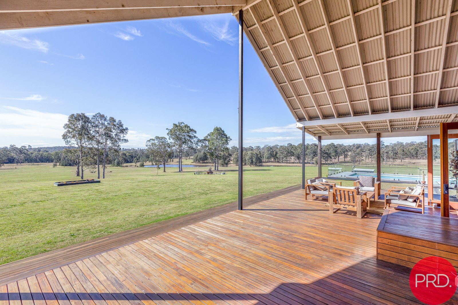 76 James Lane BISHOPS BRIDGE 27