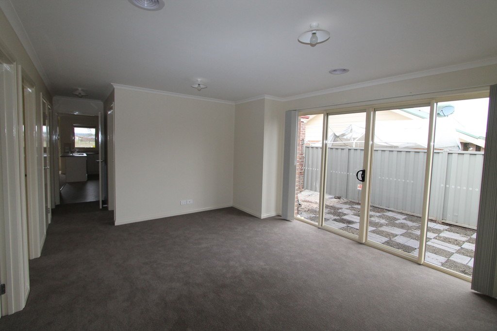 76 Kossuth Street SEBASTOPOL 4