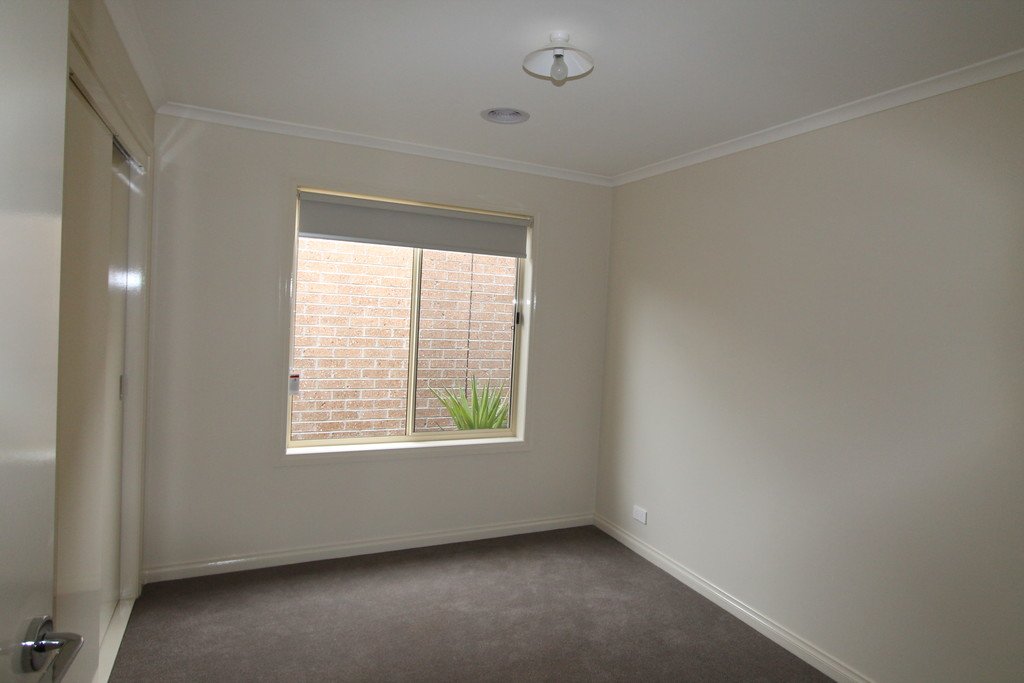 76 Kossuth Street SEBASTOPOL 8