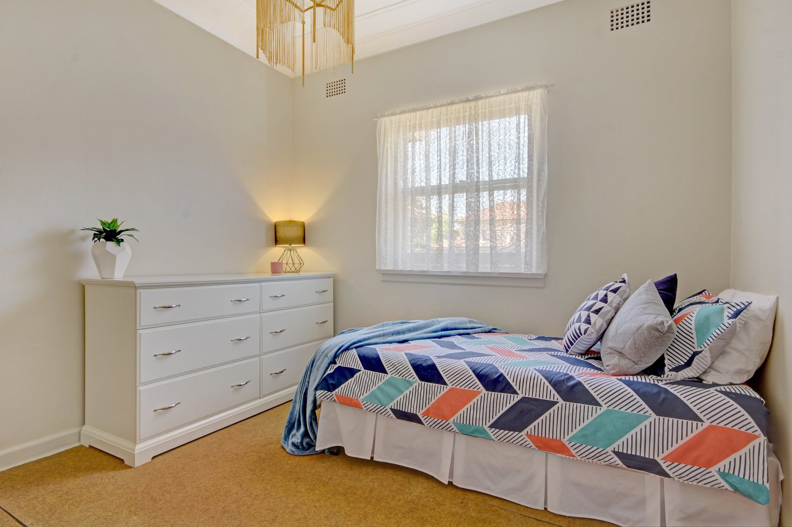 76 Lansdowne Street PENSHURST 5