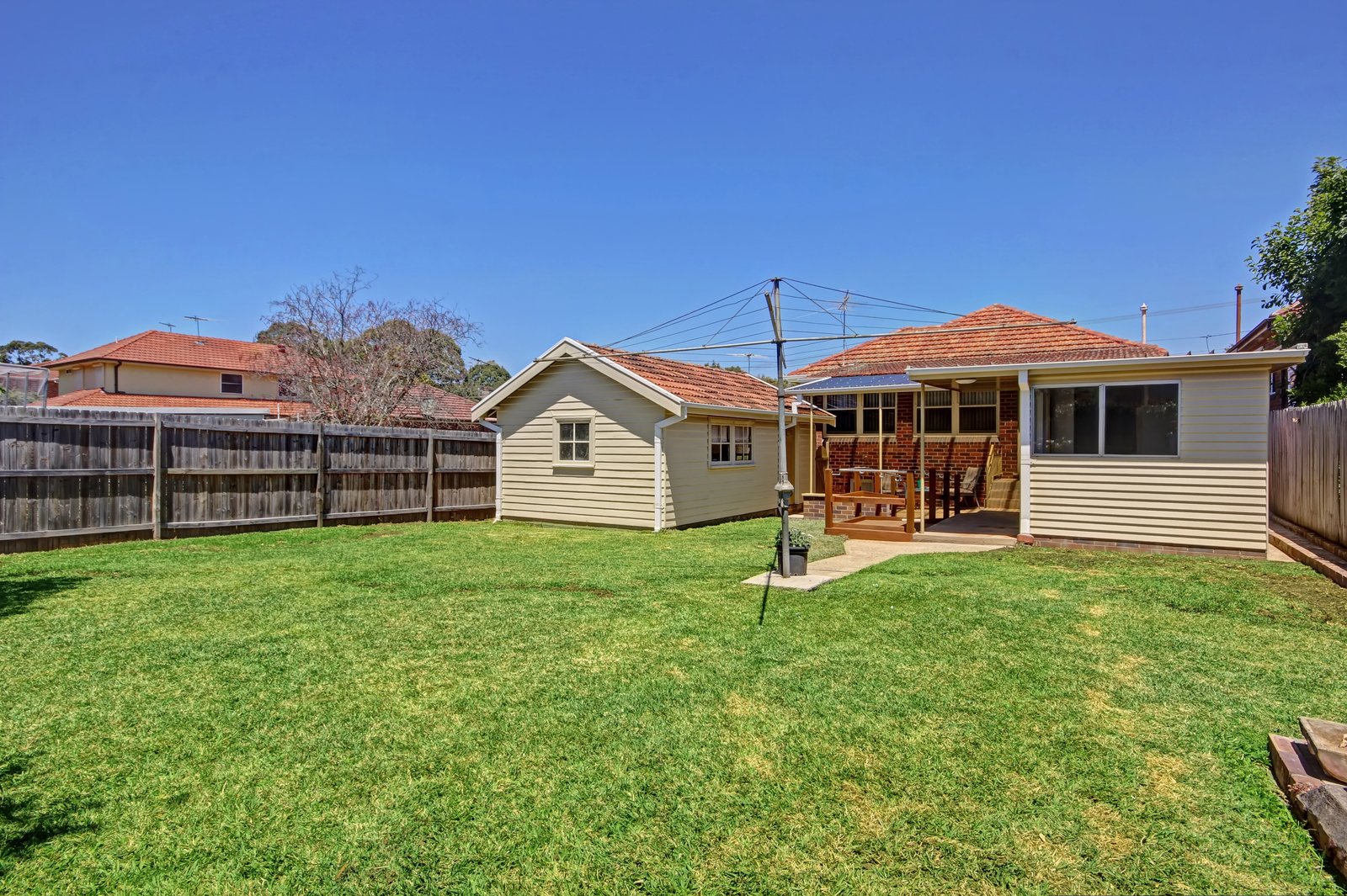 76 Lansdowne Street PENSHURST 9