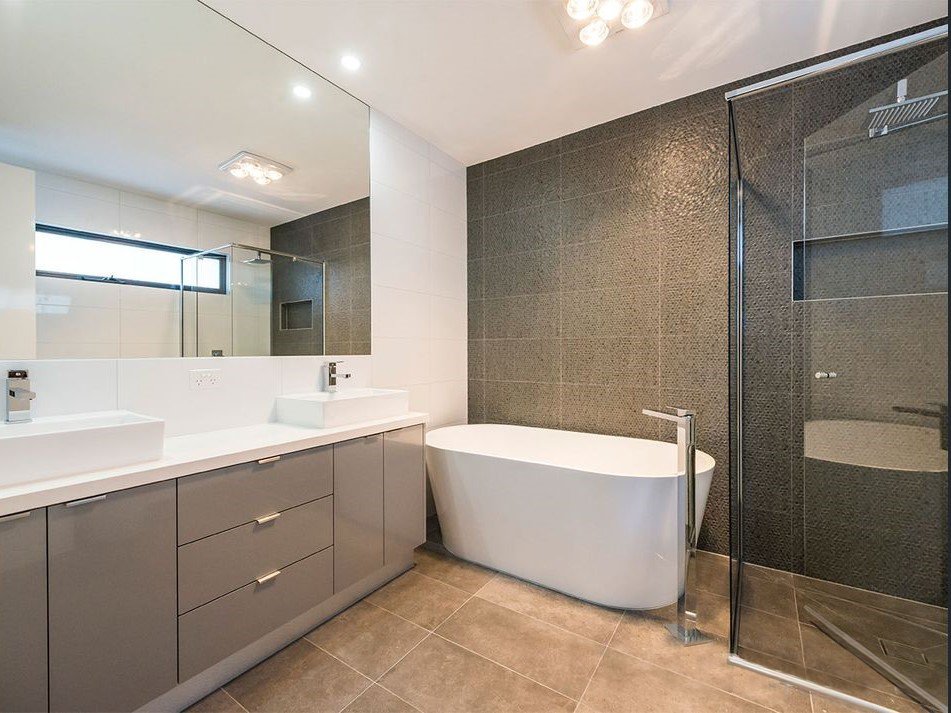 Real Estate and Property in 76 Mawby Road, Bentleigh East, VIC