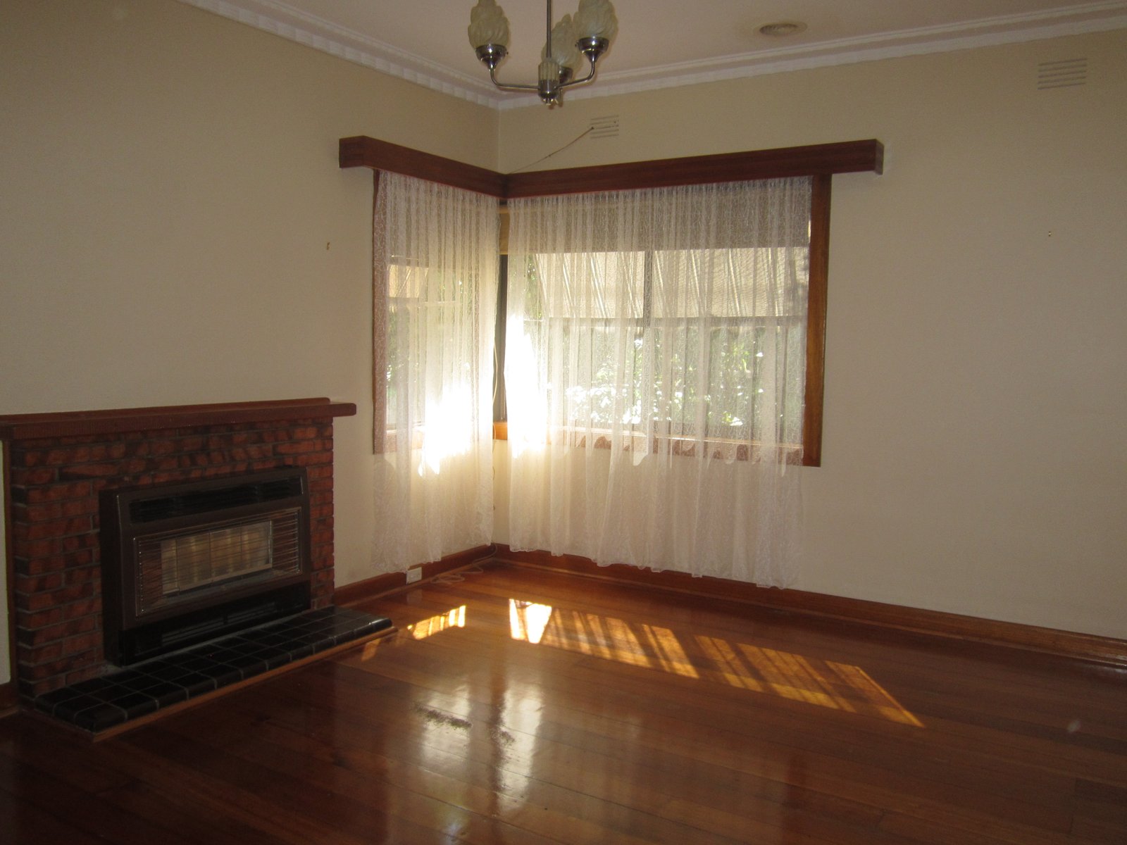 Gallery: 76 Mawby Road