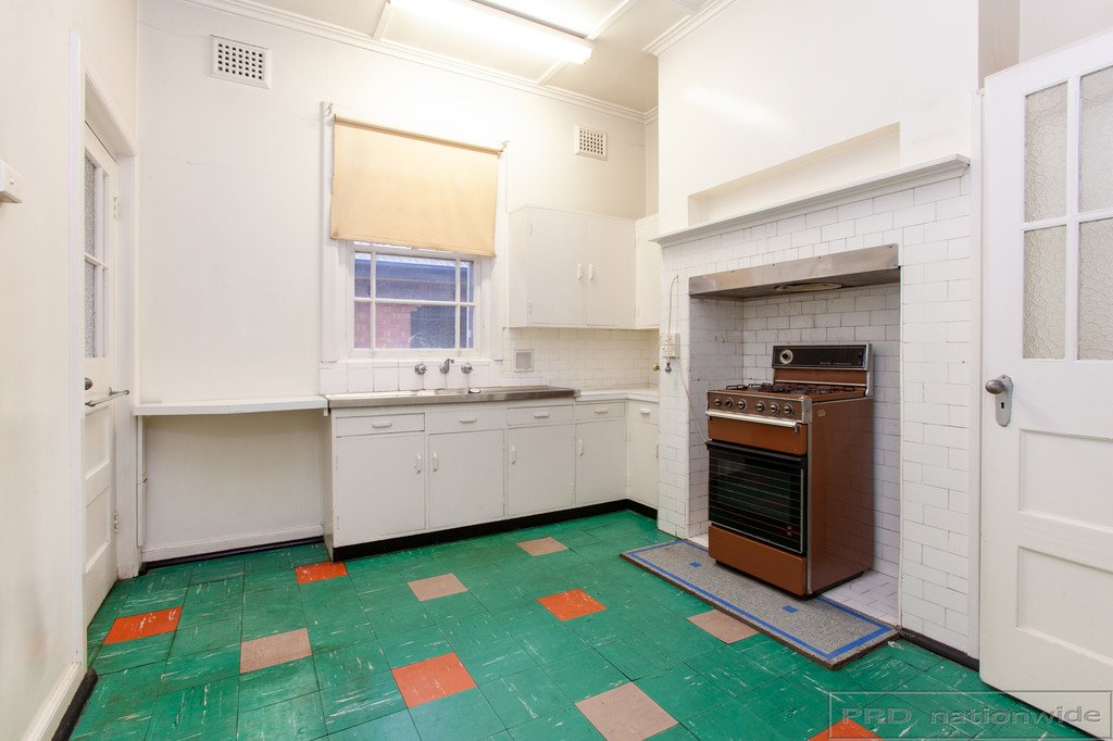 76 New England Highway MAITLAND 12