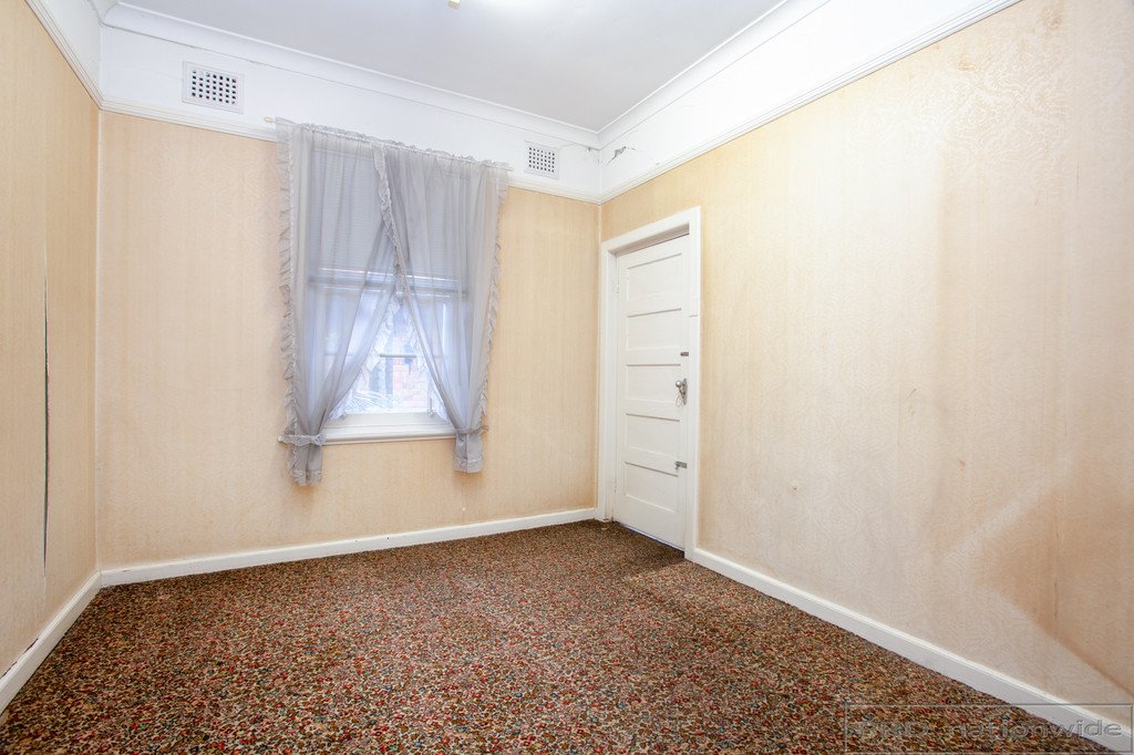 76 New England Highway MAITLAND 18