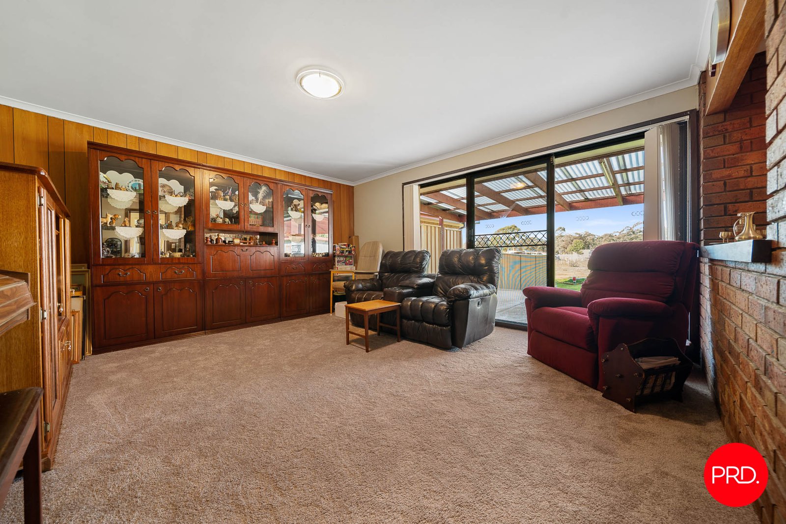 76 Racecourse Road ASCOT 6