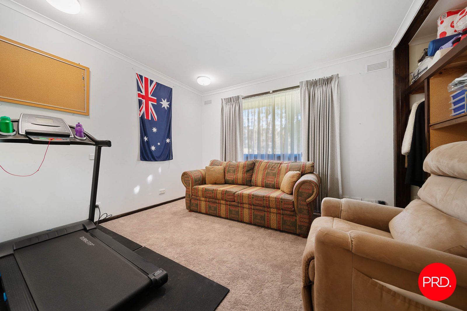 76 Racecourse Road ASCOT 14