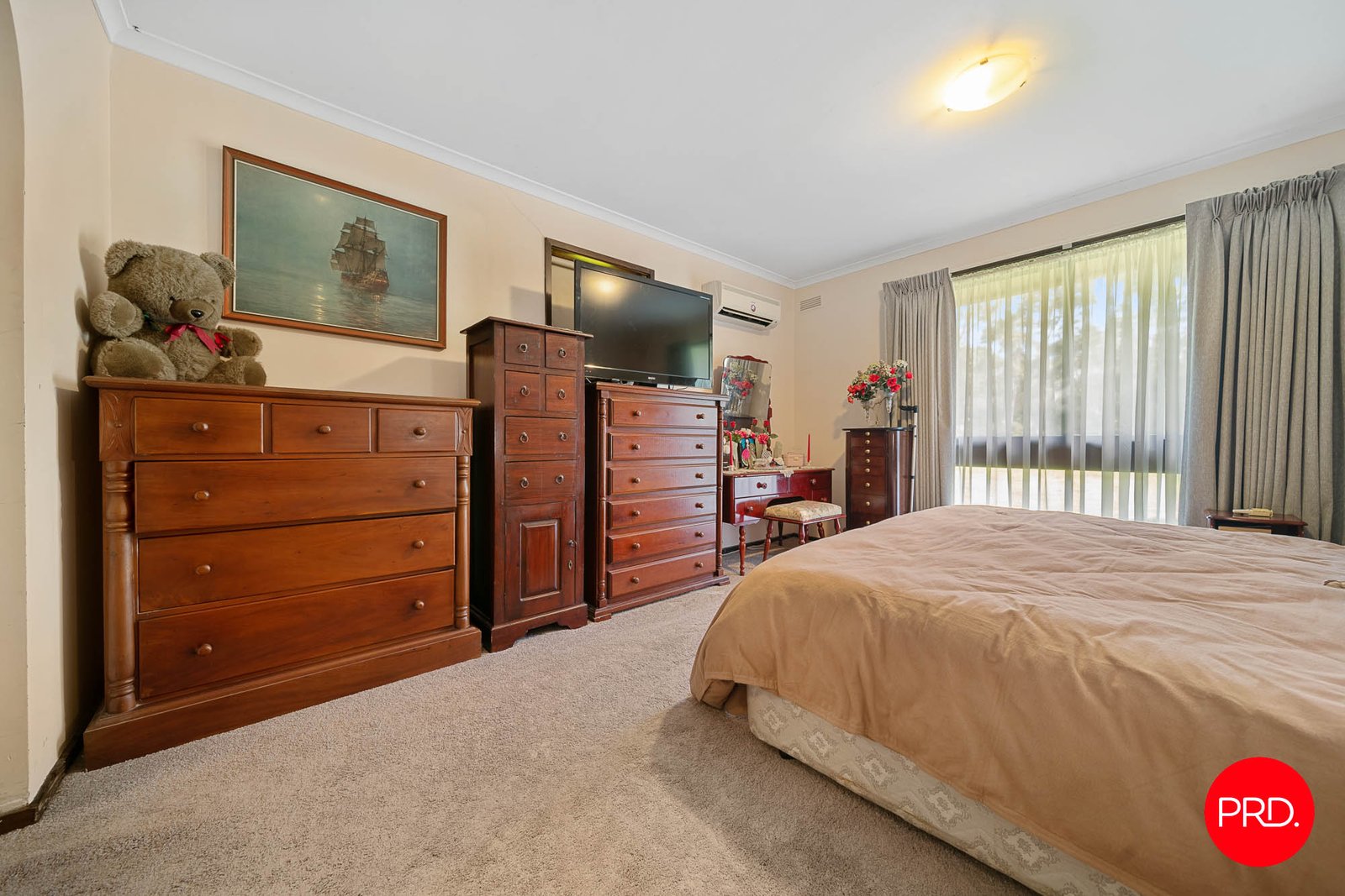 76 Racecourse Road ASCOT 15