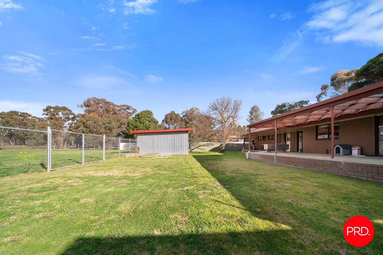 76 Racecourse Road ASCOT 24