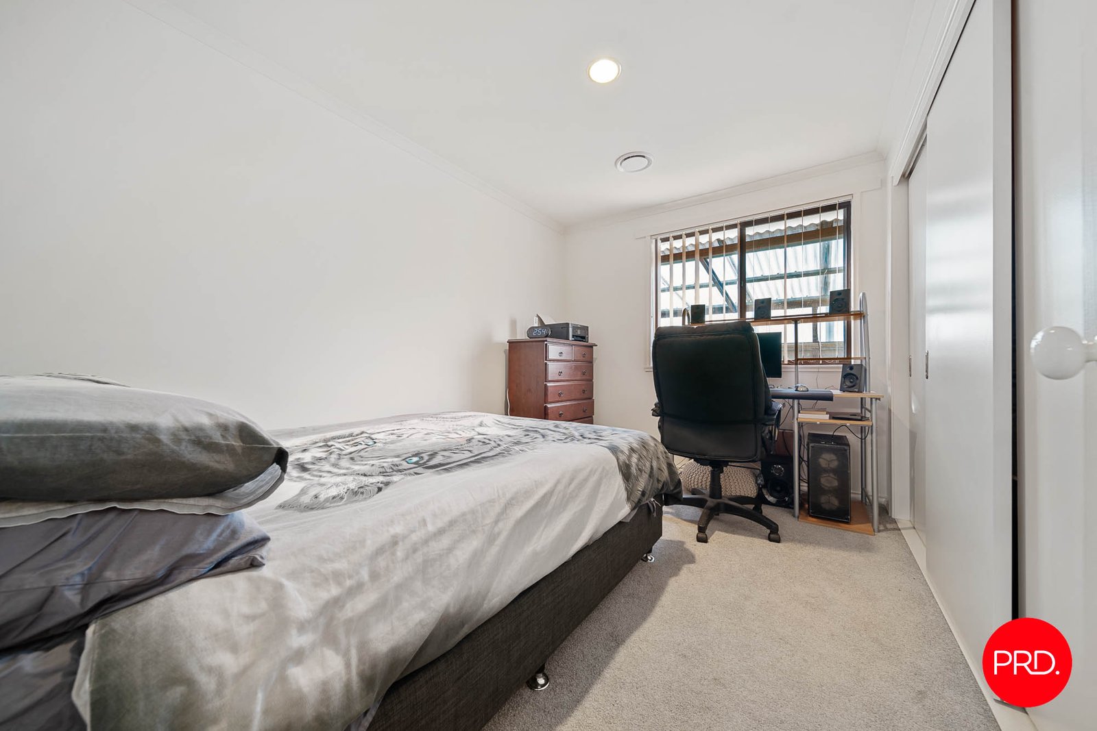 76 Racecourse Road ASCOT 29