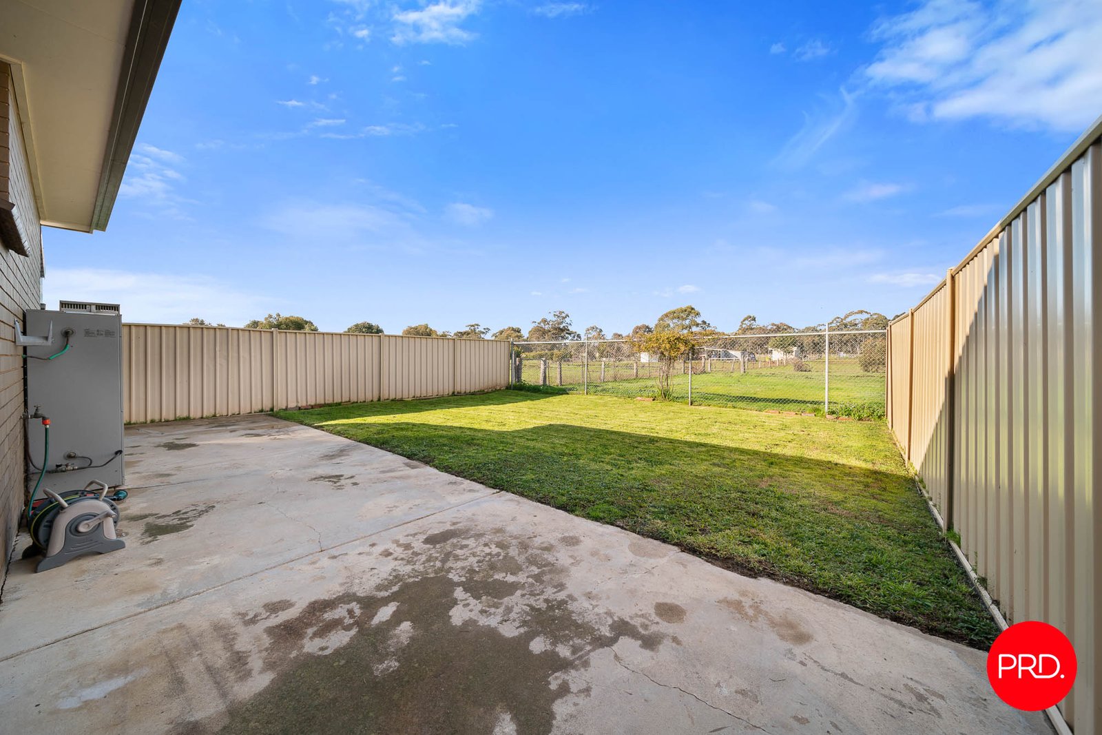 76 Racecourse Road ASCOT 32