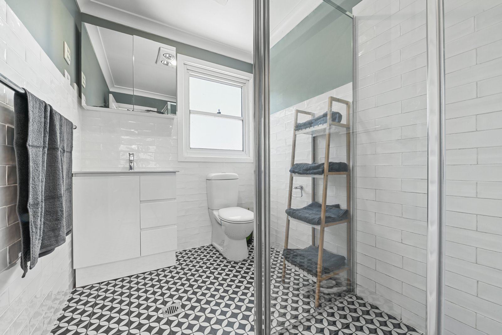 76 Railway Parade PENSHURST 12