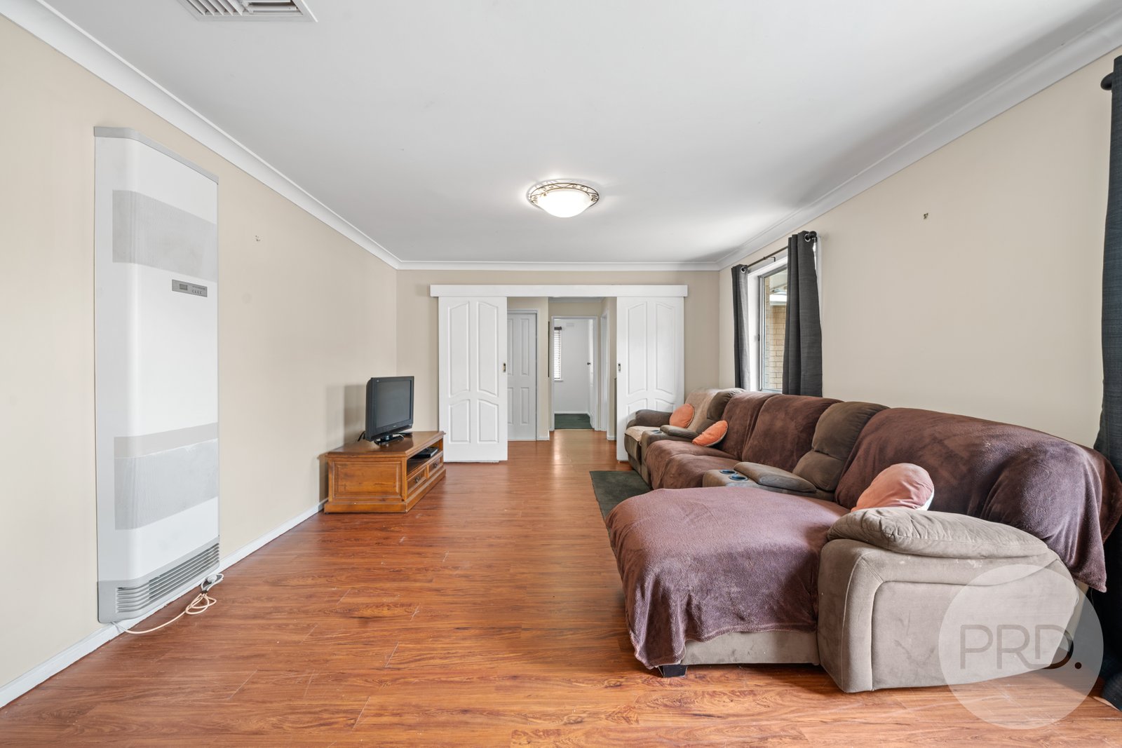 76 Raye Street TOLLAND 4