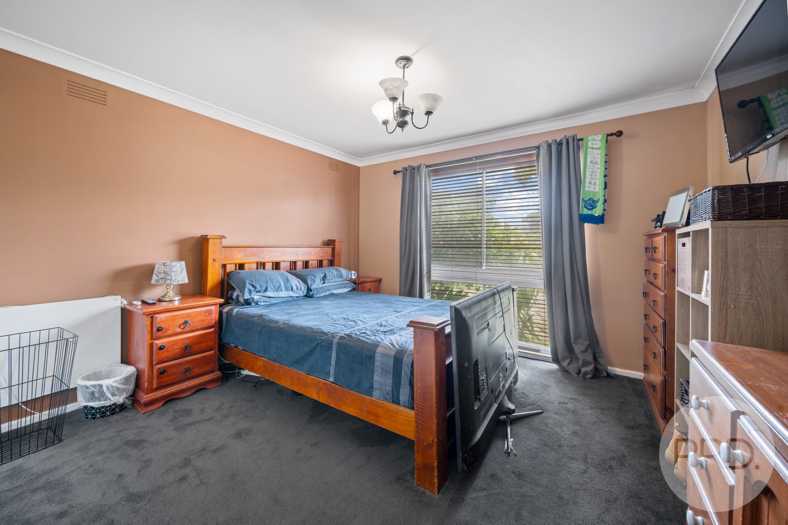 76 Raye Street TOLLAND 9