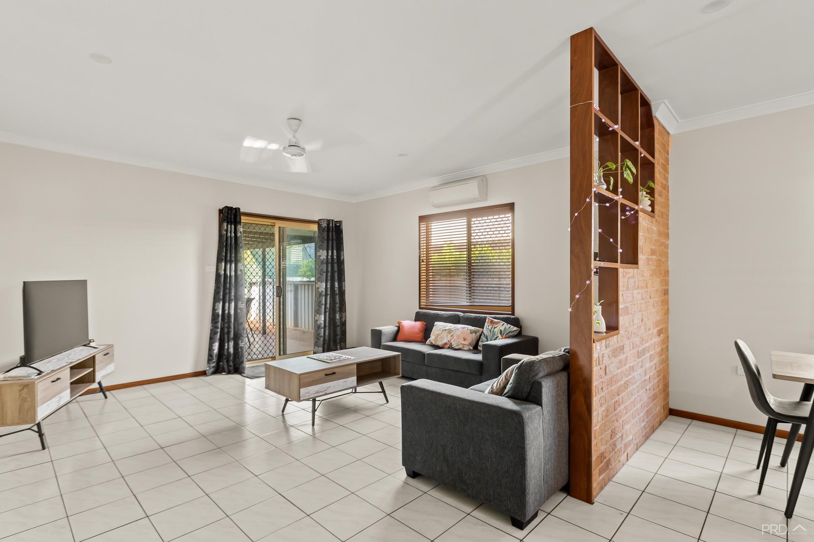 7/6 Rhatigan Place CABLE BEACH 8