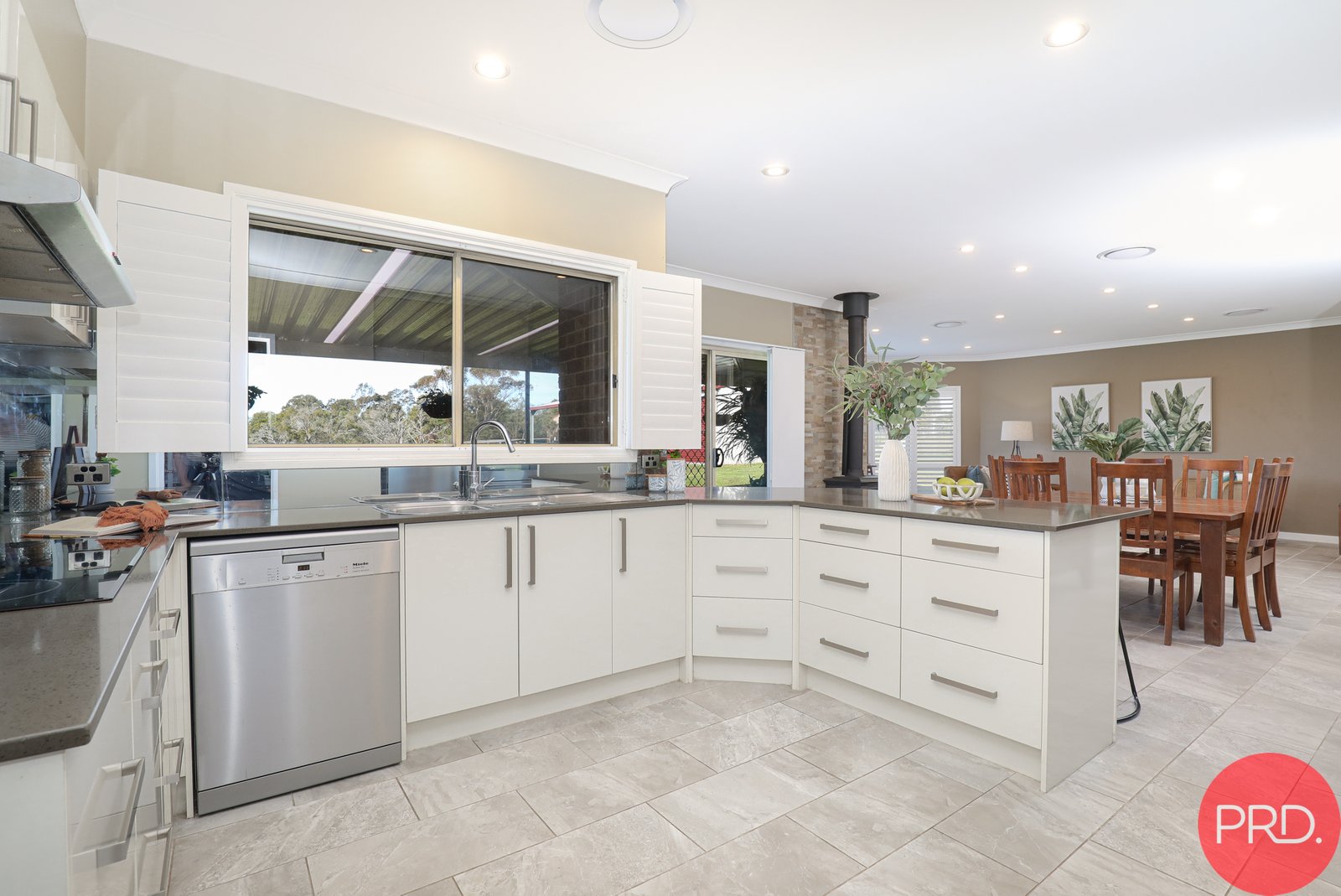 76 River Road WINDELLA 12