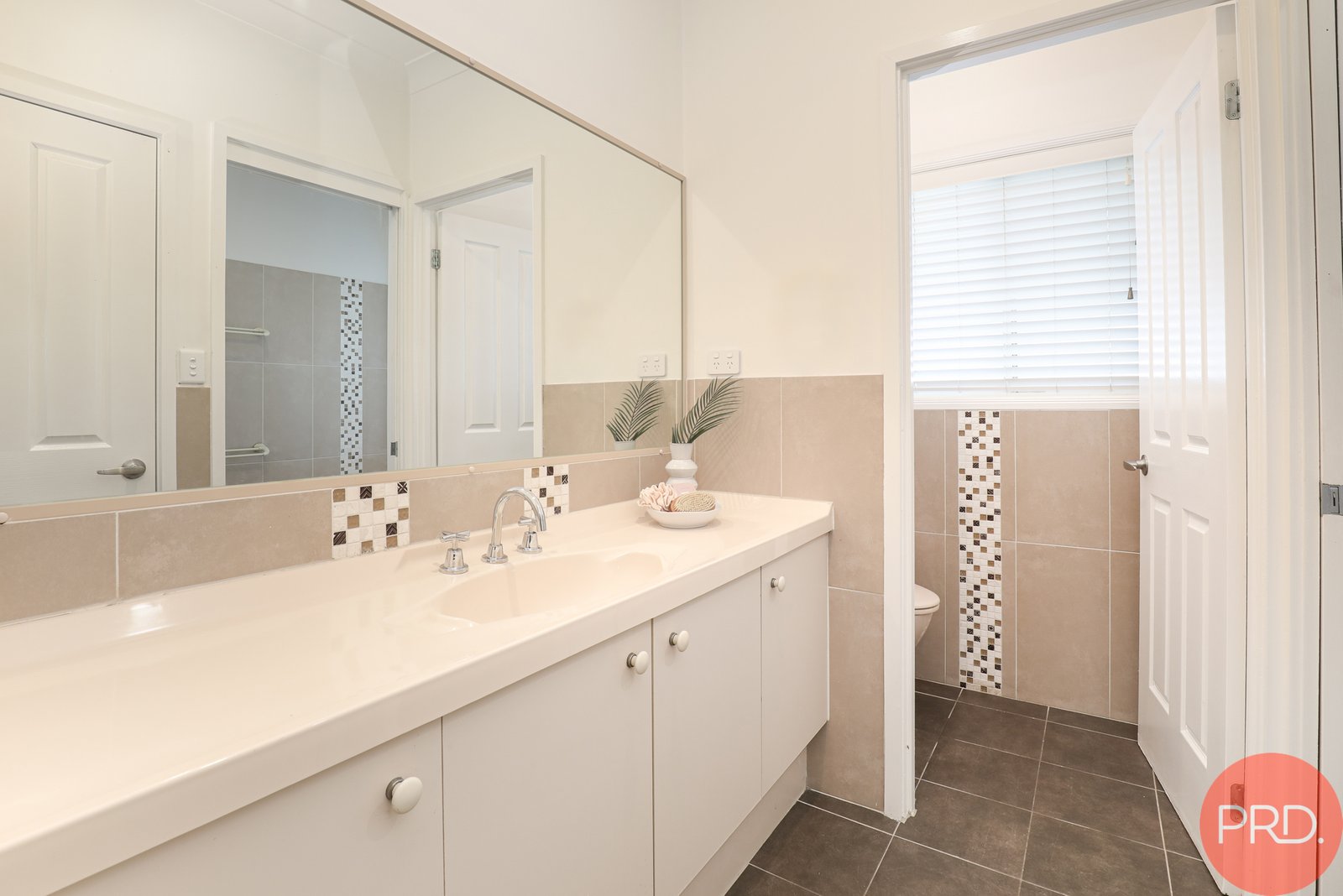 76 River Road WINDELLA 25