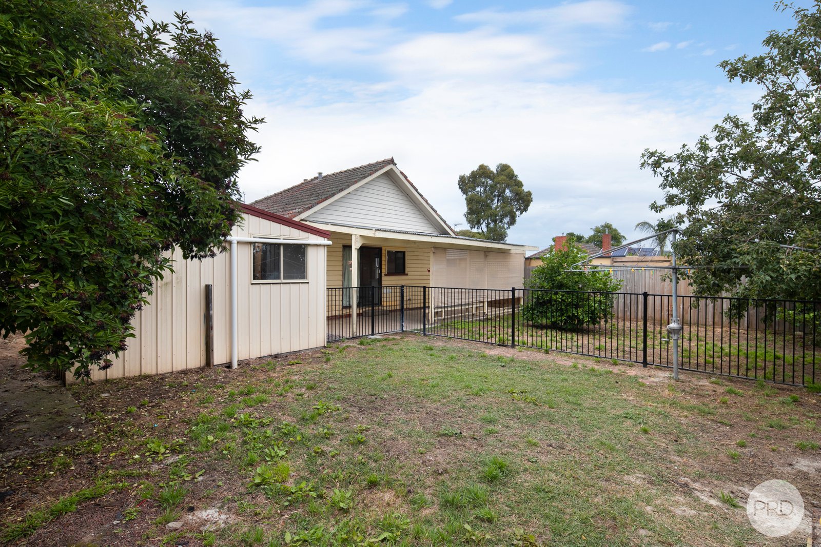 76 Rowlands Street SEBASTOPOL 11