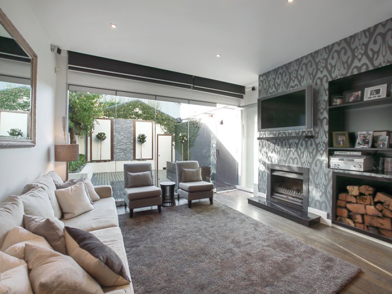 Gallery: 76 St Vincent Place North