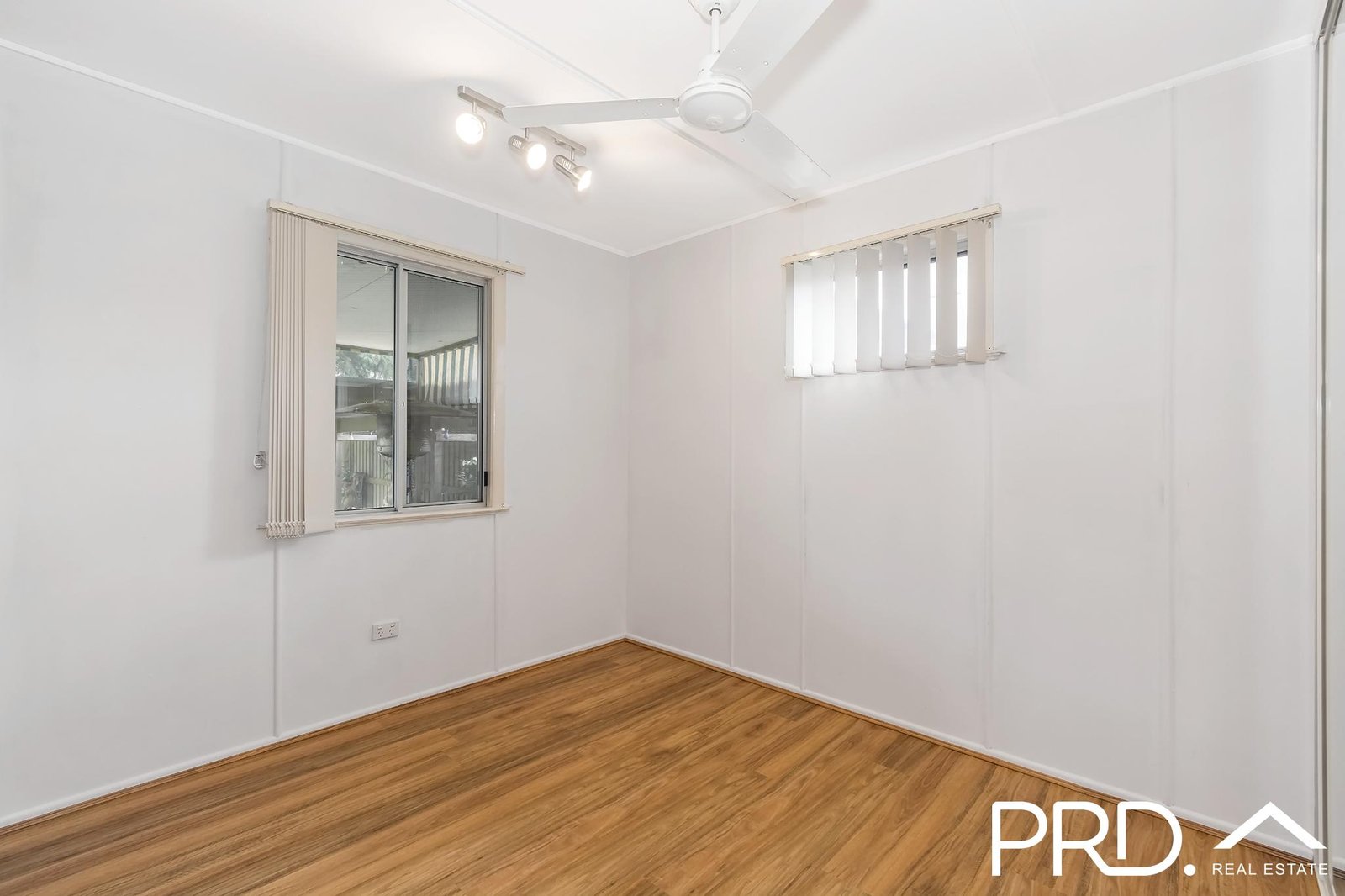 76 Stevens Street SOUTHPORT 8