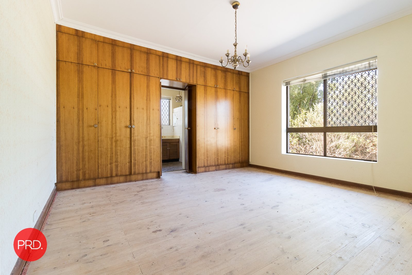 76 Summerhill Road BYWONG 13