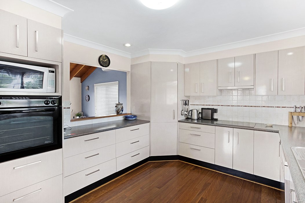 76 The Peninsula  CORLETTE 7