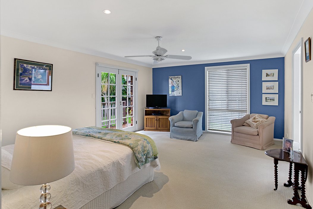 76 The Peninsula  CORLETTE 17