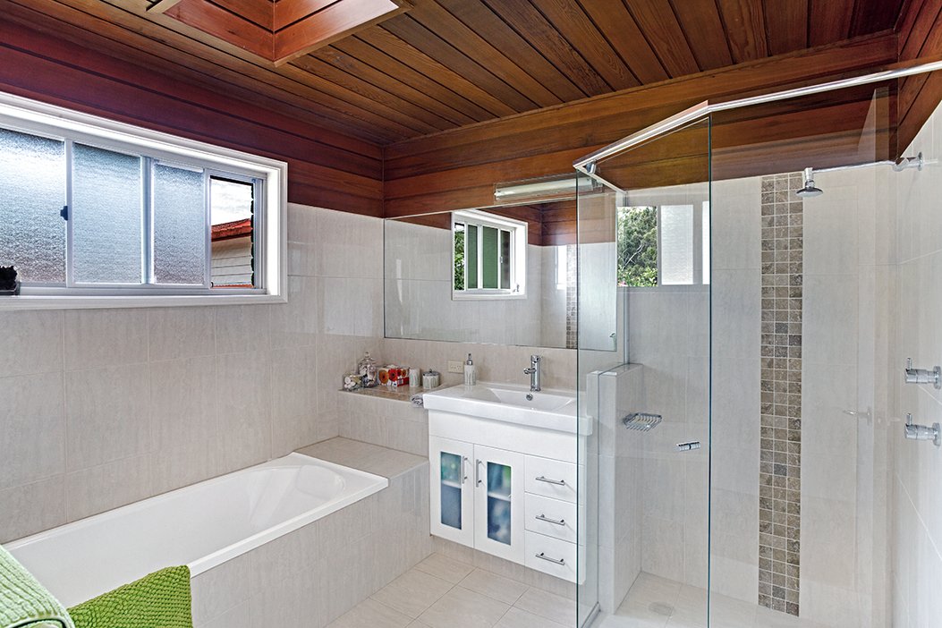 76 The Peninsula  CORLETTE 20