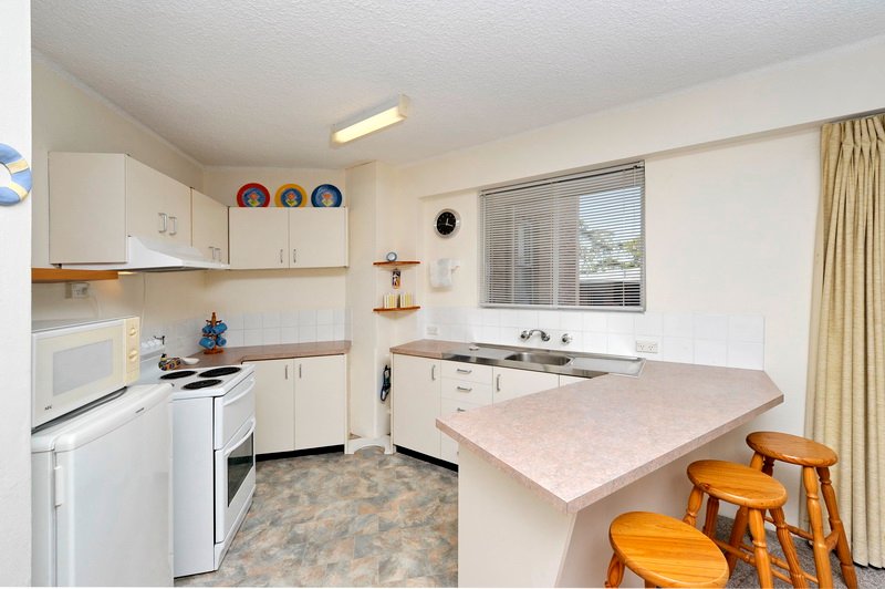 7/6 Thurlow Ave  NELSON BAY 7