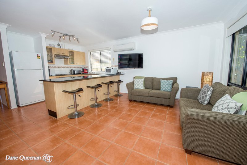 76 Tomaree Road SHOAL BAY 9