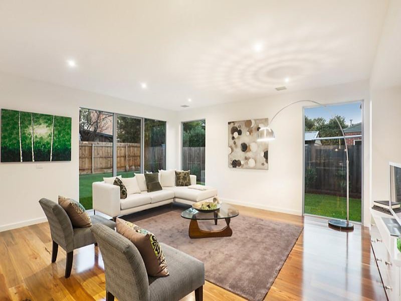 Gallery: 76 Vincent Street