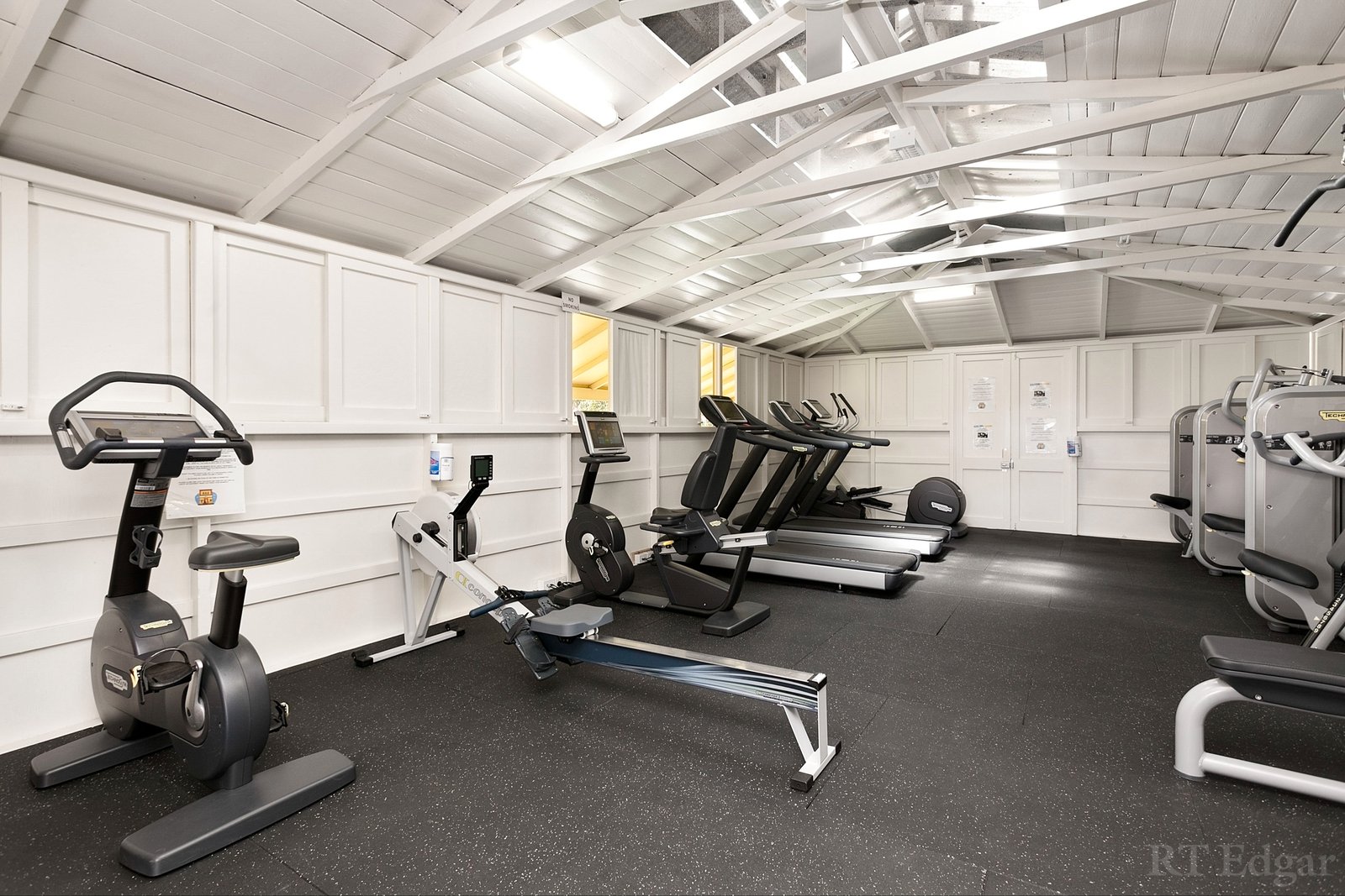 Real Estate and Property in 76 Wiltshire Drive, Kew, VIC