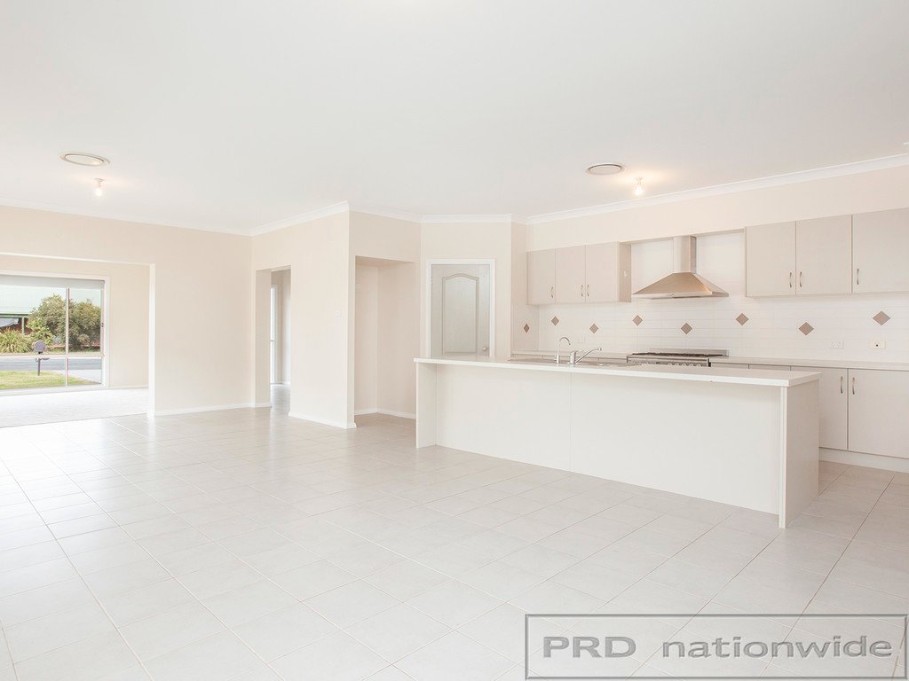 76 Yates Street BRANXTON 1