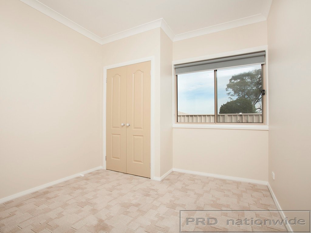 76 Yates Street BRANXTON 12