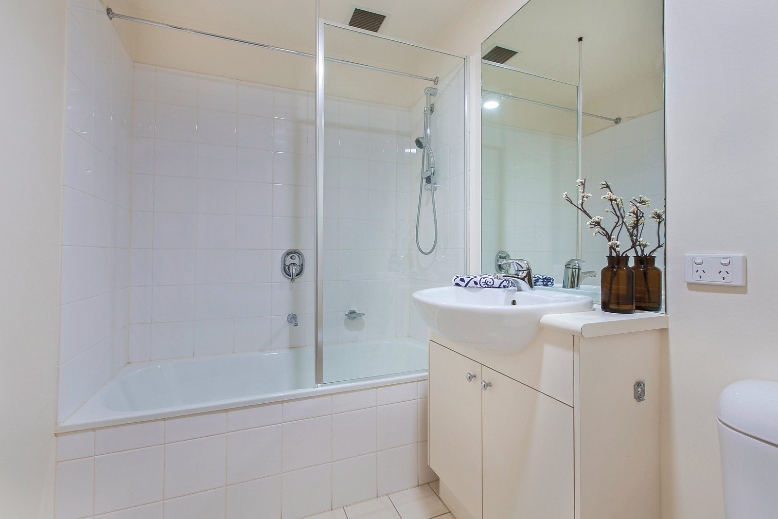 76/1 Graham Street, Port Melbourne, VIC